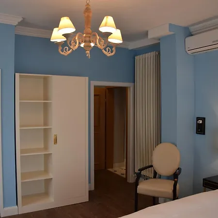 Atel Lasserhof Hotel